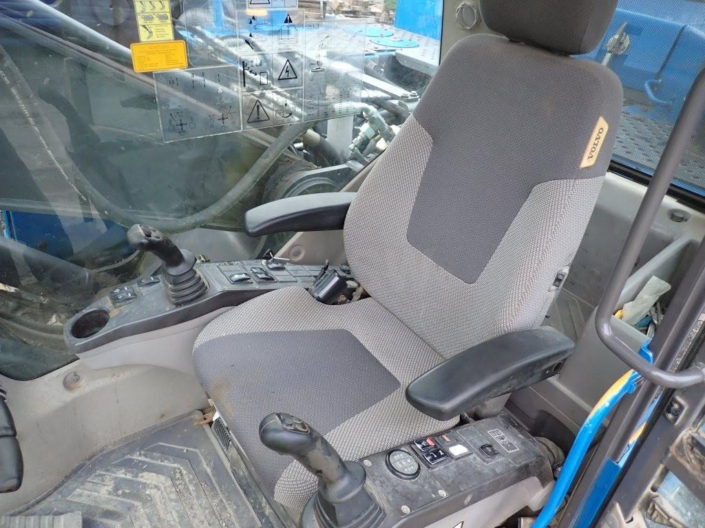 Volvo EC250DNL - حفار زحاف: صورة 5 Volvo EC250DNL - حفار زحاف: صورة 5