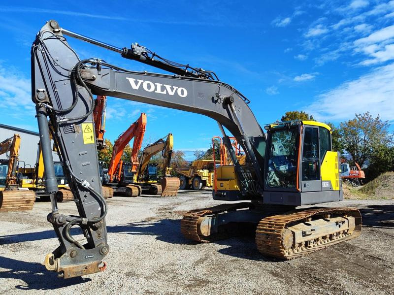 Volvo ECR235EL - حفار زحاف: صورة 2 Volvo ECR235EL - حفار زحاف: صورة 2