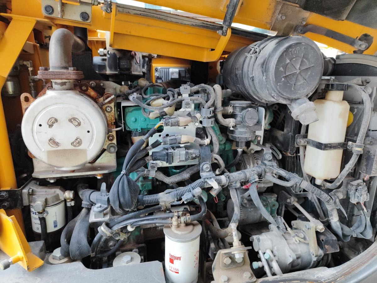 Volvo ECR88D - حفارة مُصَّغرة: صورة 5 Volvo ECR88D - حفارة مُصَّغرة: صورة 5