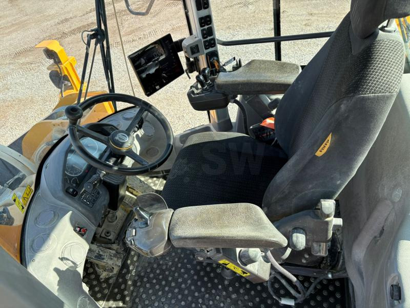 Volvo L180H - اللودر بعجل: صورة 5 Volvo L180H - اللودر بعجل: صورة 5