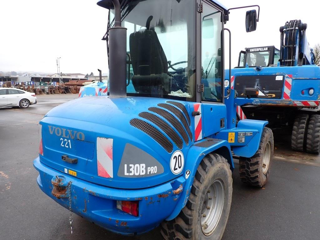 Volvo L30B - اللودر بعجل: صورة 2 Volvo L30B - اللودر بعجل: صورة 2