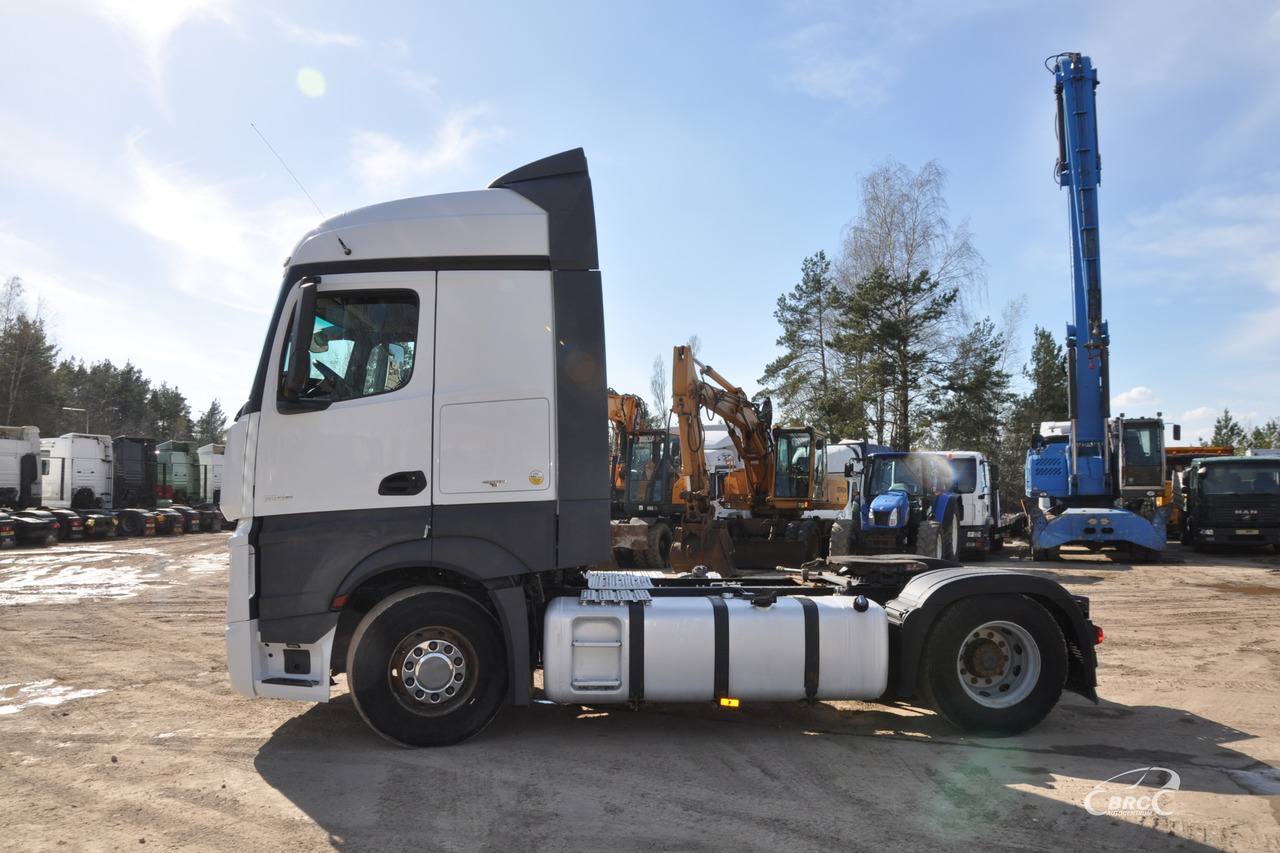 Mercedes-Benz Actros - وحدة جر: صورة 3 Mercedes-Benz Actros - وحدة جر: صورة 3
