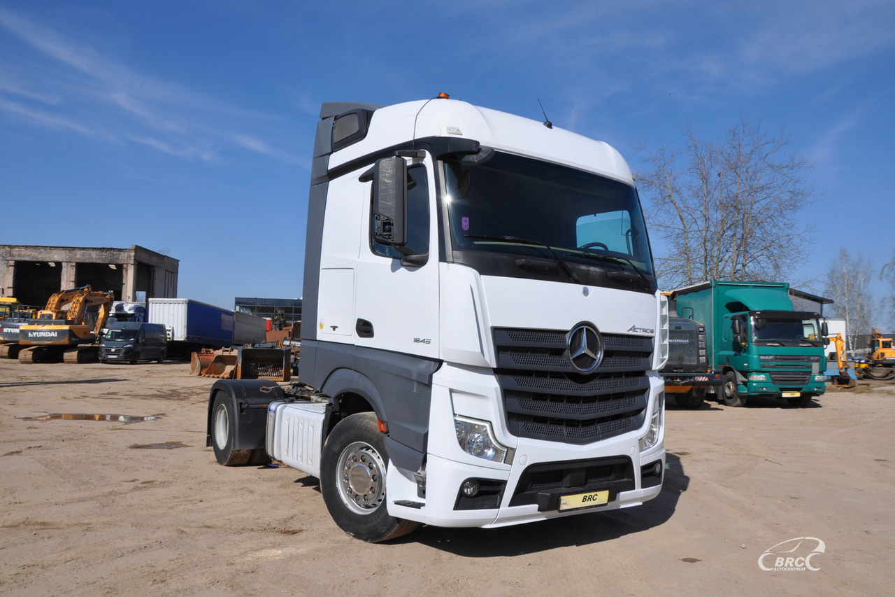 Mercedes-Benz Actros - وحدة جر: صورة 2 Mercedes-Benz Actros - وحدة جر: صورة 2