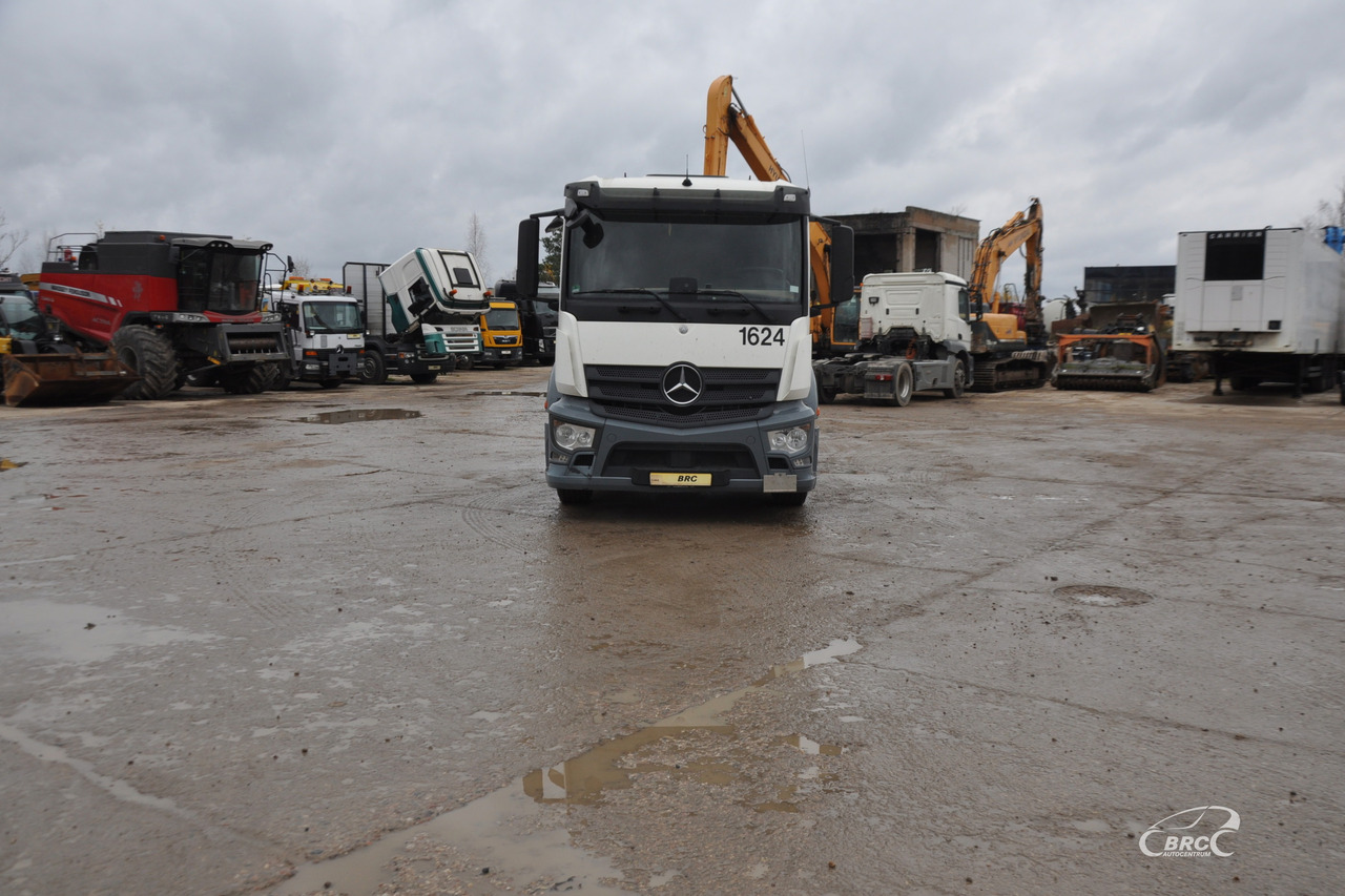 Mercedes-Benz Actros - وحدة جر: صورة 3 Mercedes-Benz Actros - وحدة جر: صورة 3