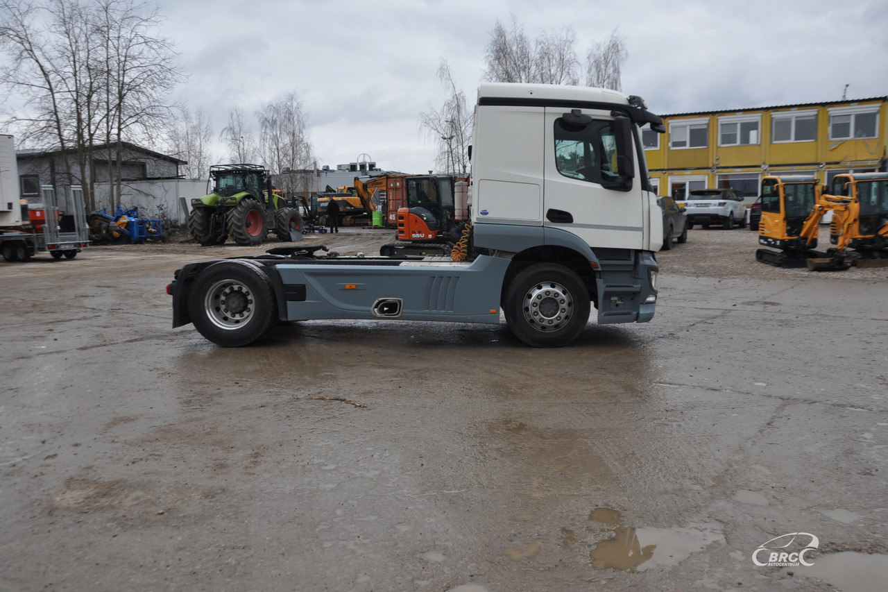 Mercedes-Benz Actros - وحدة جر: صورة 4 Mercedes-Benz Actros - وحدة جر: صورة 4