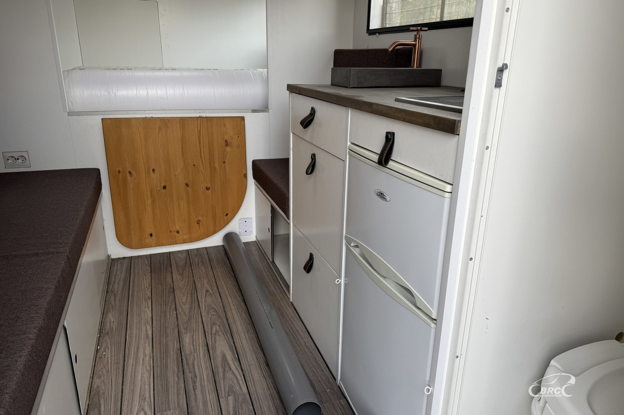 شاحنة نقل سيارات شاحنة Stewart & Stevenson M1078 LMTV: صورة 7 شاحنة نقل سيارات شاحنة Stewart & Stevenson M1078 LMTV: صورة 7