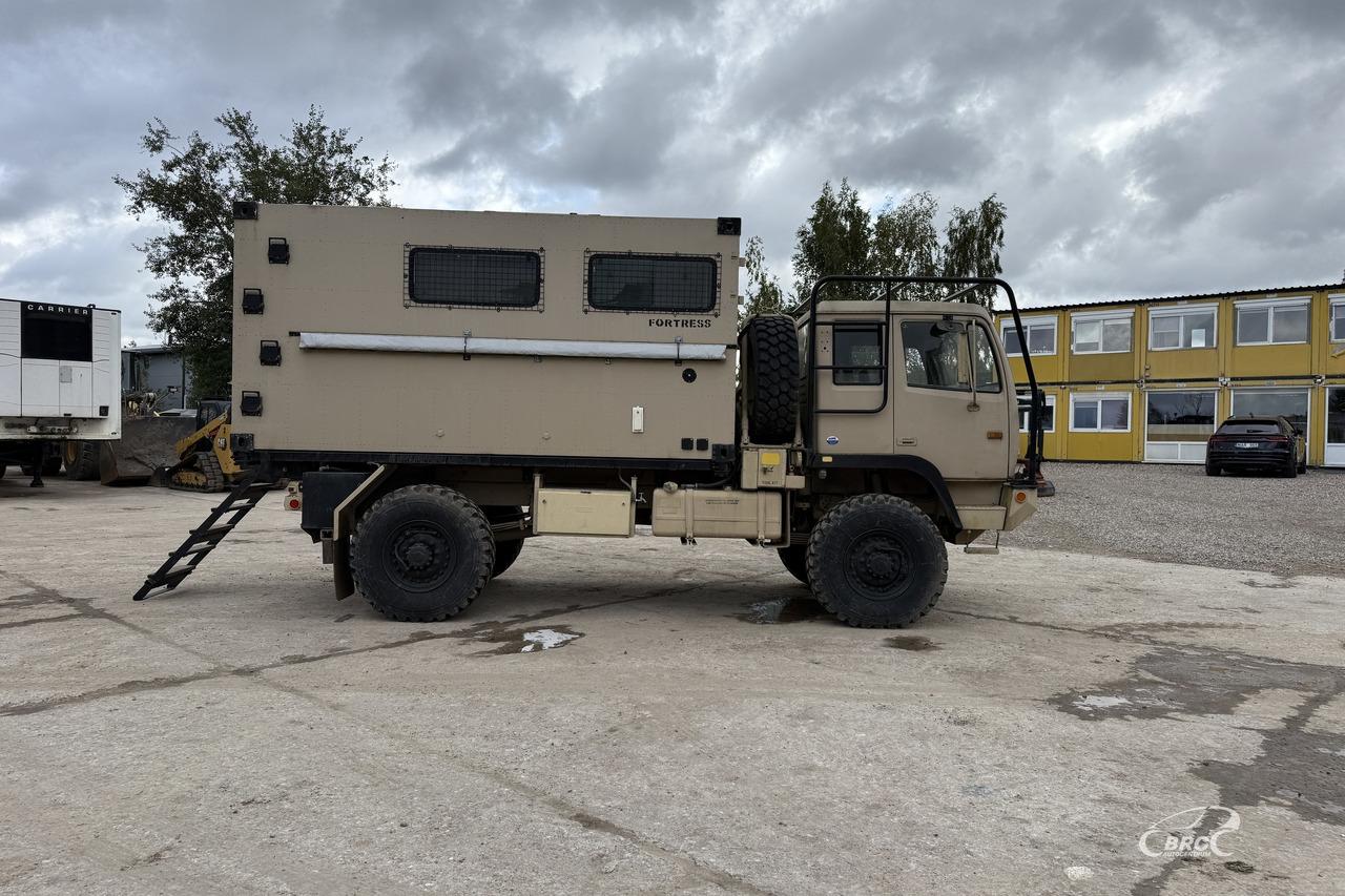 شاحنة نقل سيارات شاحنة Stewart & Stevenson M1078 LMTV: صورة 16 شاحنة نقل سيارات شاحنة Stewart & Stevenson M1078 LMTV: صورة 16