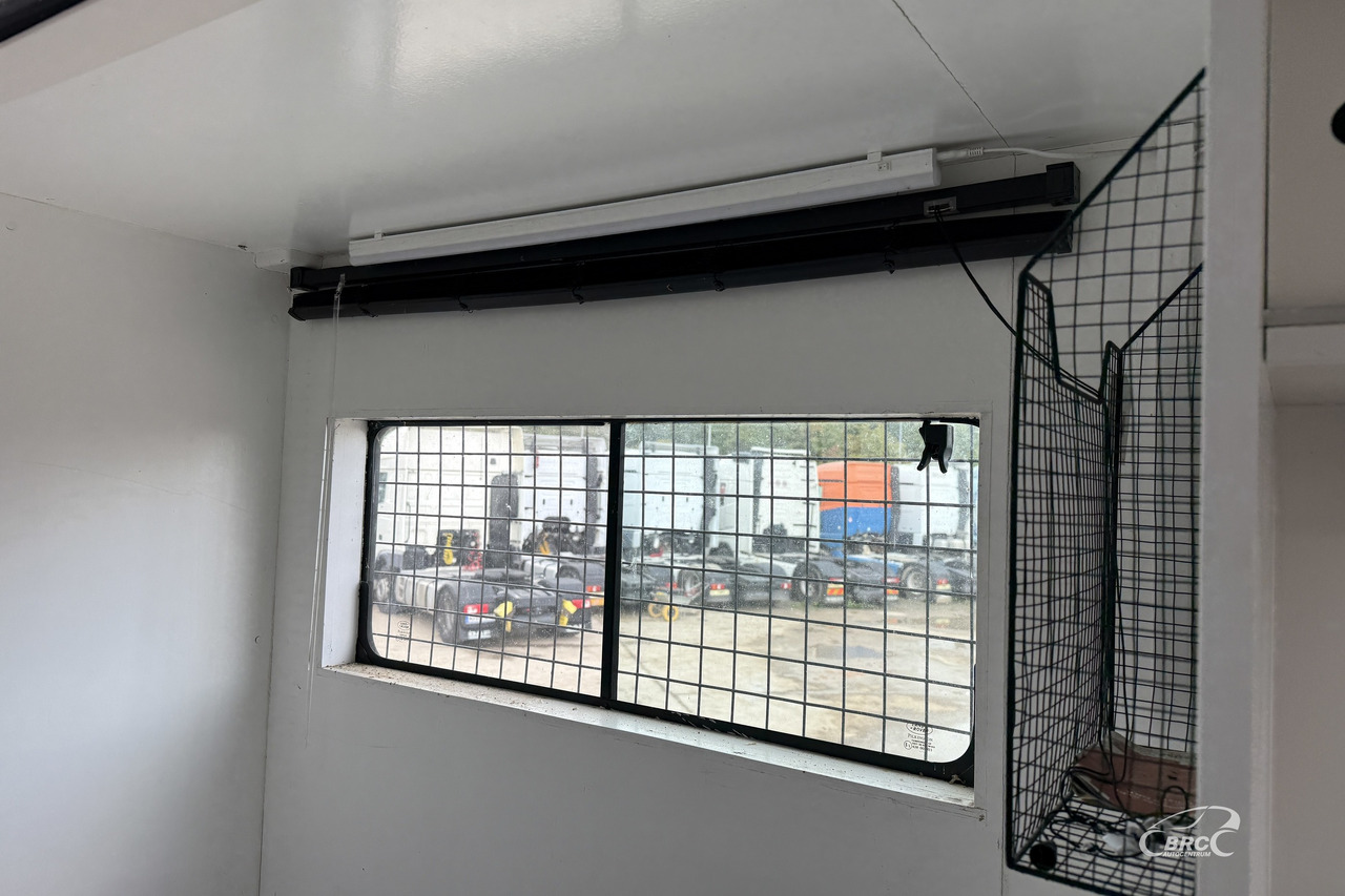 شاحنة نقل سيارات شاحنة Stewart & Stevenson M1078 LMTV: صورة 18 شاحنة نقل سيارات شاحنة Stewart & Stevenson M1078 LMTV: صورة 18