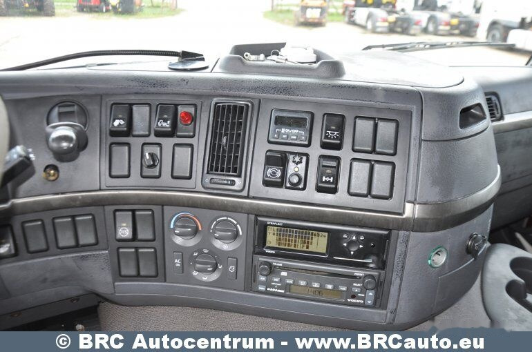 شاحنة مقفلة Volvo FM9: صورة 12