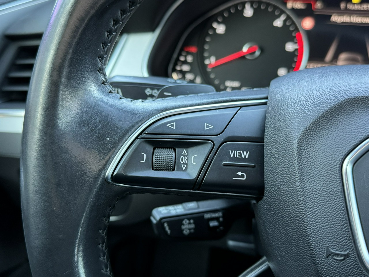 سيارة دفع رباعي Audi Q7: صورة 20