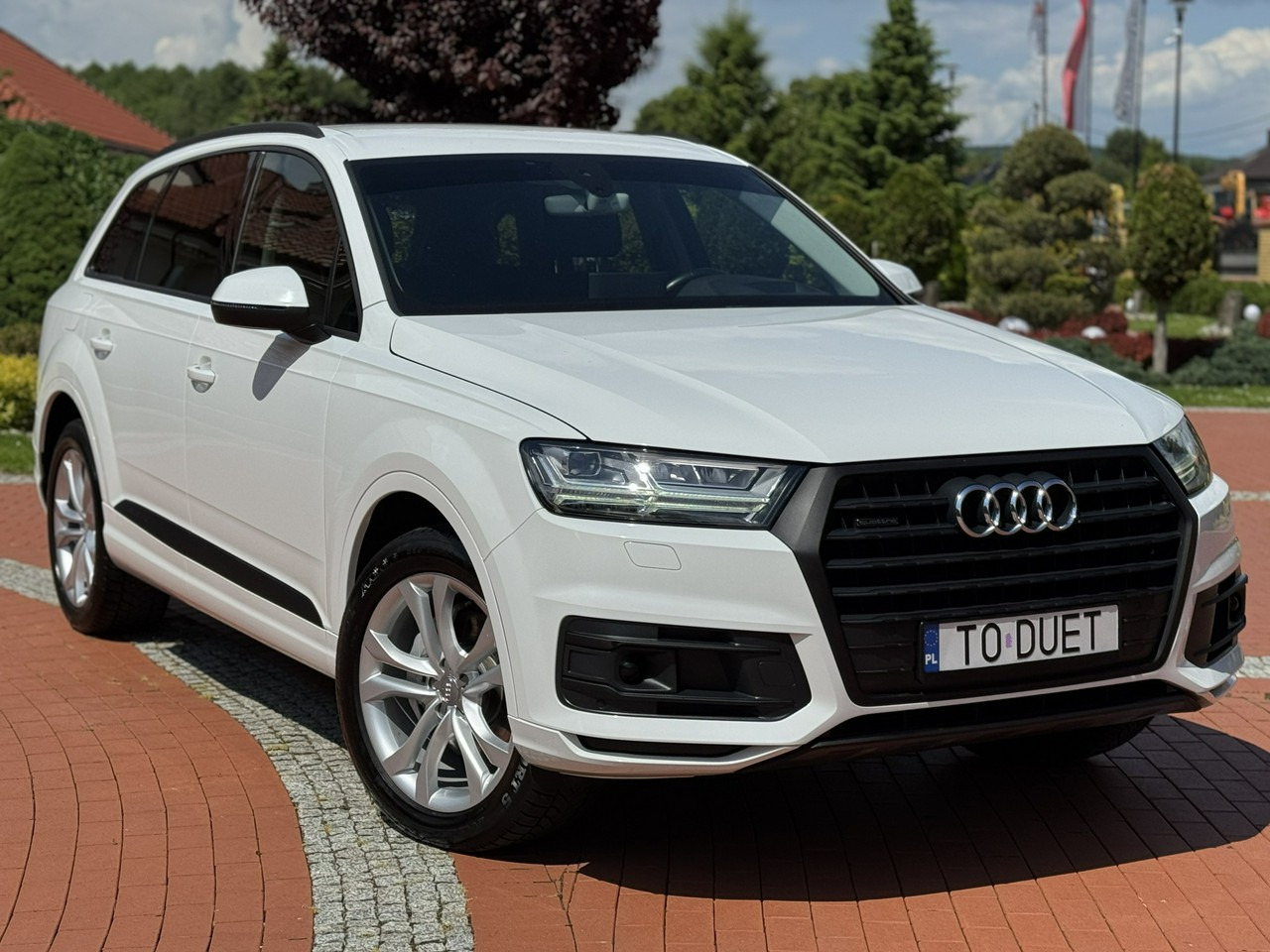 Audi Q7 - سيارة دفع رباعي: صورة 3 Audi Q7 - سيارة دفع رباعي: صورة 3