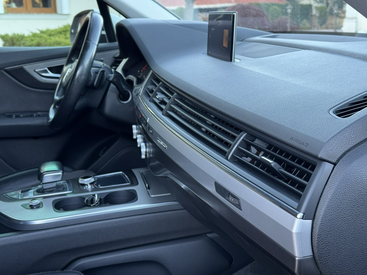 سيارة دفع رباعي Audi Q7: صورة 46