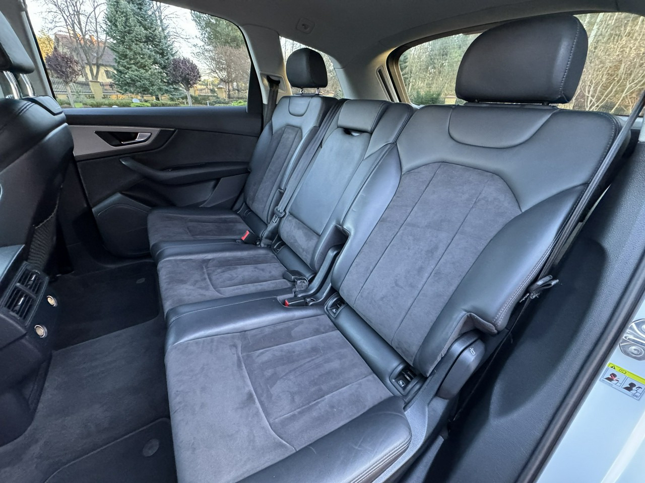 سيارة دفع رباعي Audi Q7: صورة 36