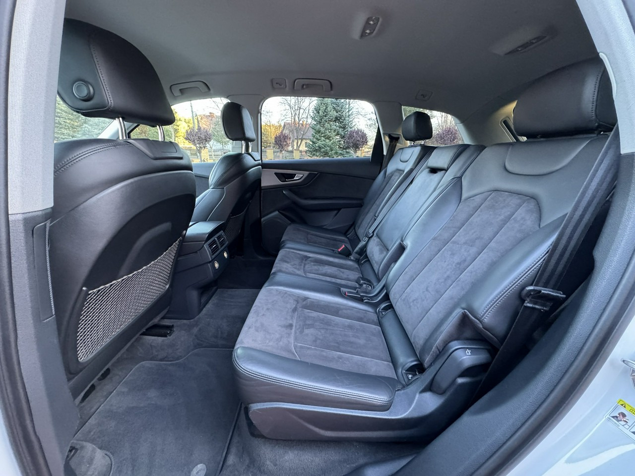 سيارة دفع رباعي Audi Q7: صورة 33