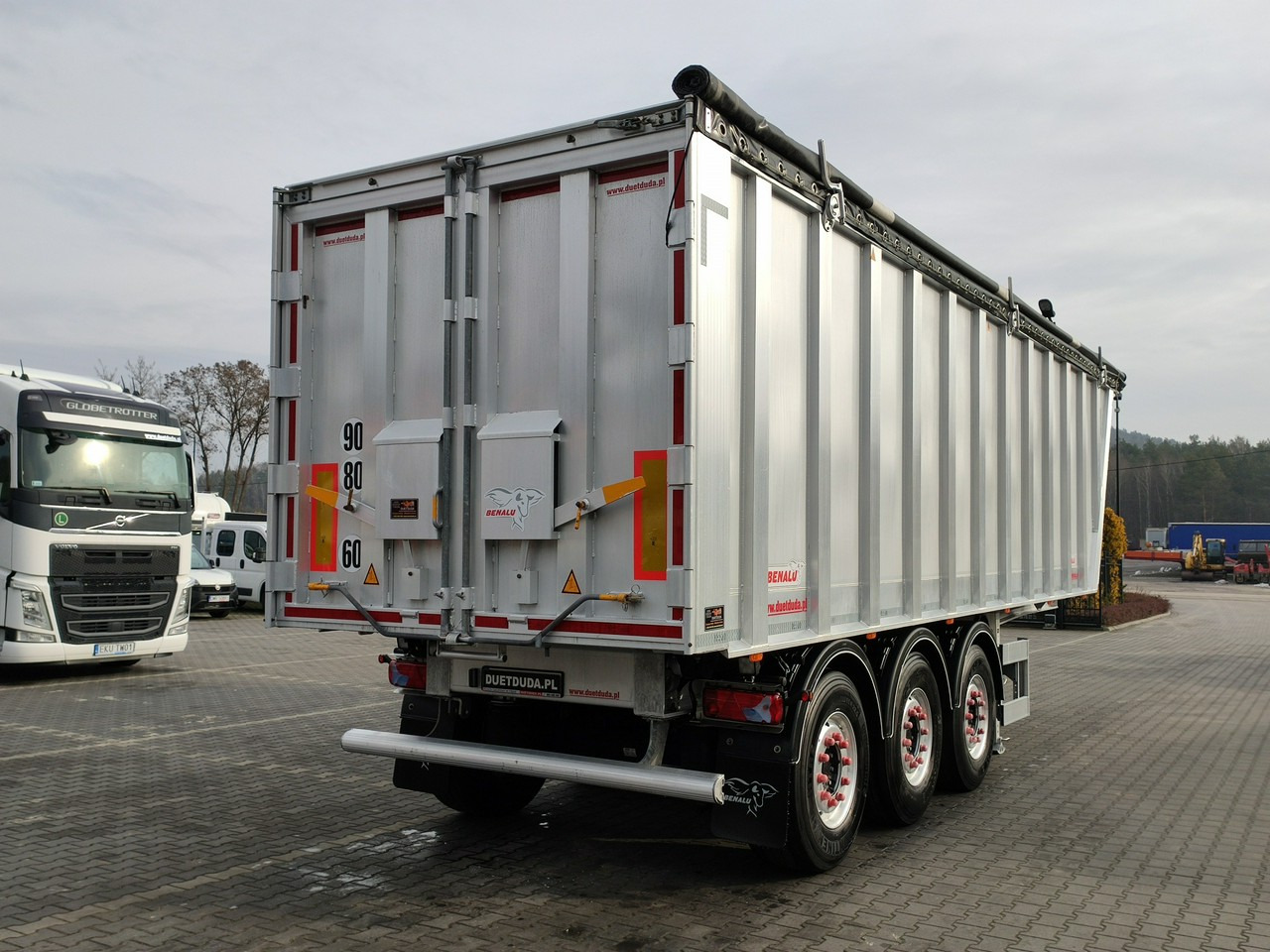 Benalu MULTIRUNNER 87 - قلابة نصف مقطورة نصف مقطورة قلابة: صورة 5 Benalu MULTIRUNNER 87 - قلابة نصف مقطورة نصف مقطورة قلابة: صورة 5