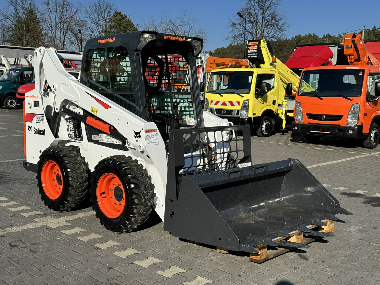 Bobcat S570 Sterowanie Burtowe Joystick Mini ładowarka Ładowarka - شيول صغير: صورة 1 Bobcat S570 Sterowanie Burtowe Joystick Mini ładowarka Ładowarka - شيول صغير: صورة 1