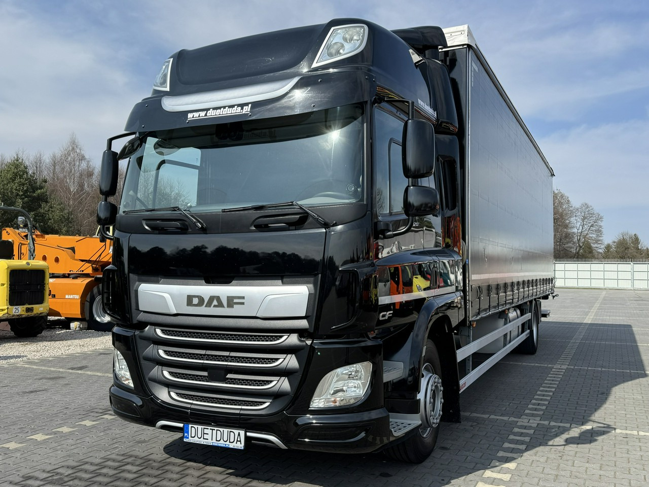 DAF CF 320 E6 Winda Firana Tył Drzwi Dach Zsuwany Długi 9.40m - شاحنة ستارة: صورة 4 DAF CF 320 E6 Winda Firana Tył Drzwi Dach Zsuwany Długi 9.40m - شاحنة ستارة: صورة 4