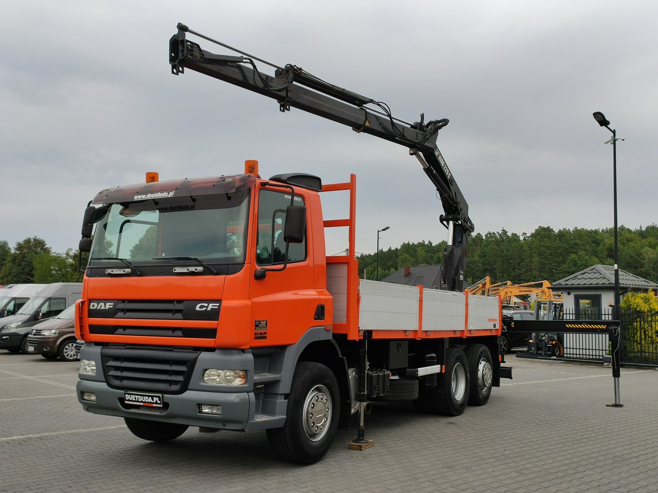DAF CF 85.380 6x2 Oś Skrętna Skrzynia HDS HIAB 220C + Pilot - شاحنات مسطحة, شاحنة كرين: صورة 2 DAF CF 85.380 6x2 Oś Skrętna Skrzynia HDS HIAB 220C + Pilot - شاحنات مسطحة, شاحنة كرين: صورة 2