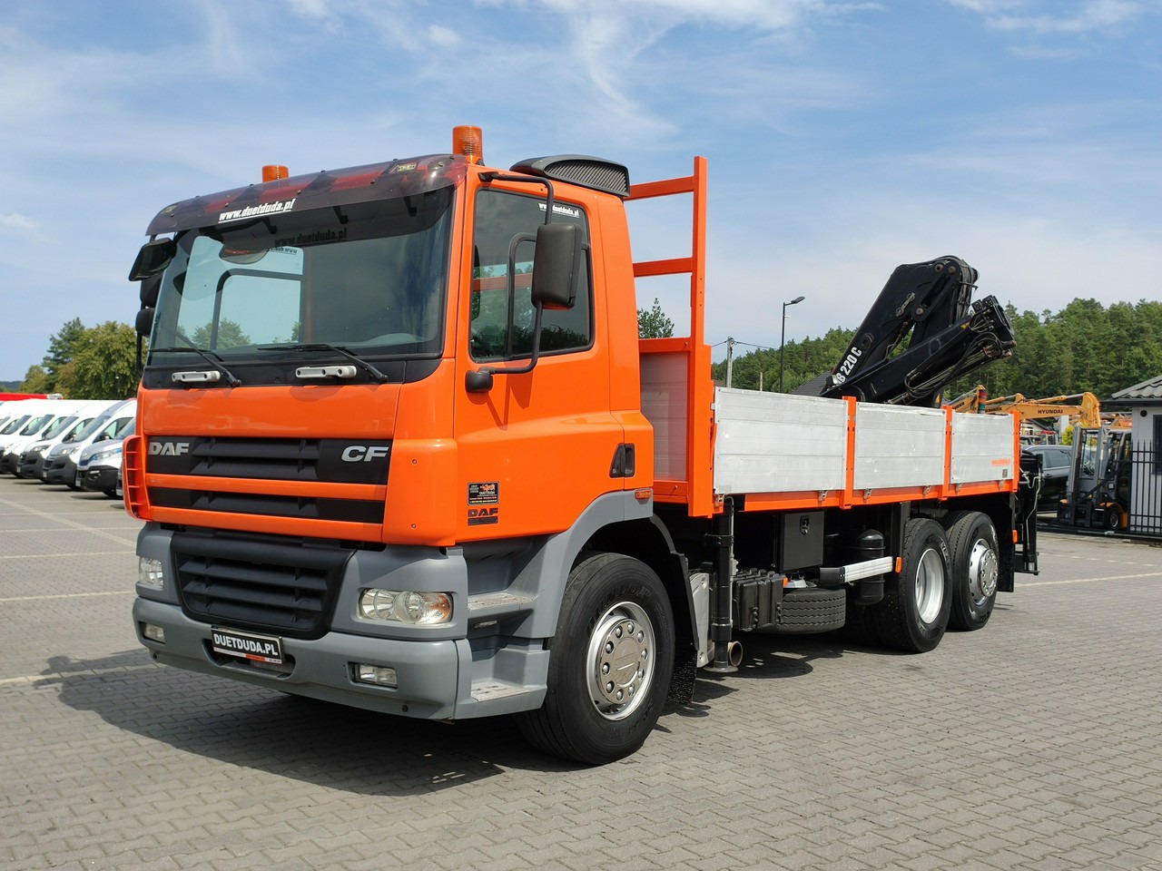 DAF CF 85.380 6x2 Oś Skrętna Skrzynia HDS HIAB 220C + Pilot - شاحنات مسطحة, شاحنة كرين: صورة 1 DAF CF 85.380 6x2 Oś Skrętna Skrzynia HDS HIAB 220C + Pilot - شاحنات مسطحة, شاحنة كرين: صورة 1
