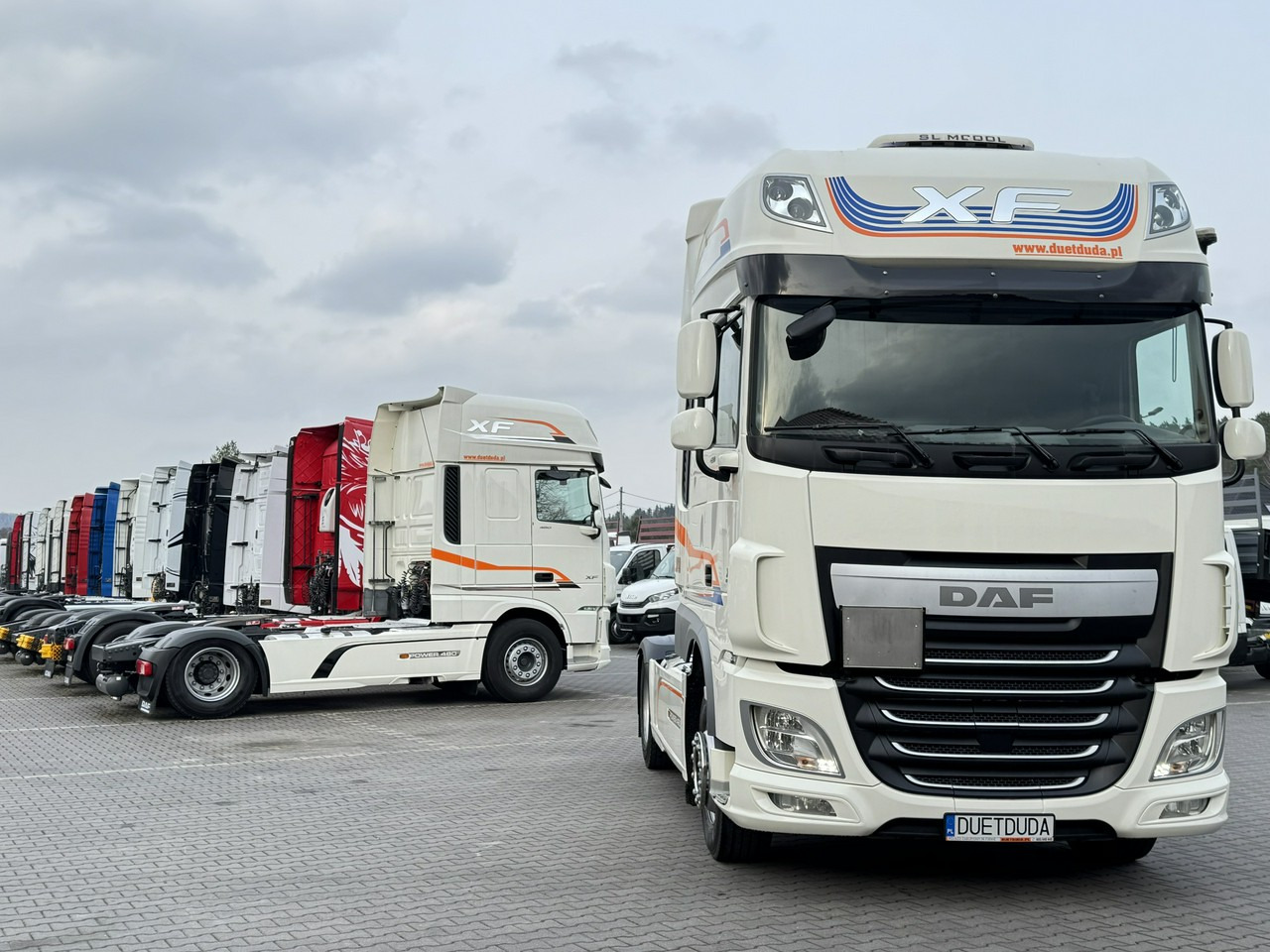 DAF XF 460 SSC E6 Standard Klima Postojowa - وحدة جر: صورة 4 DAF XF 460 SSC E6 Standard Klima Postojowa - وحدة جر: صورة 4