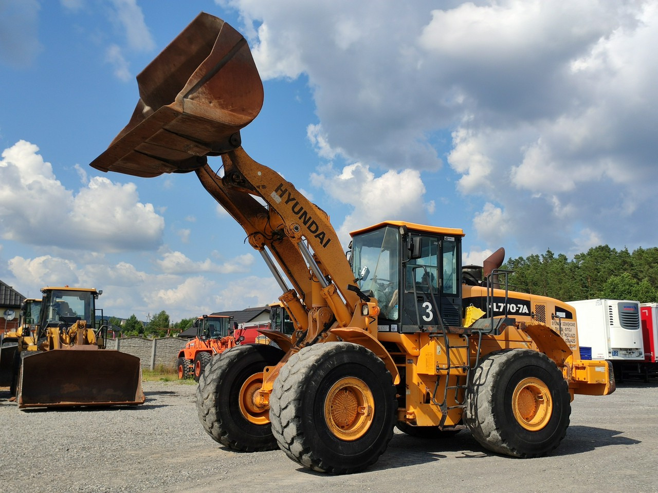 Hyundai HL770-7A - اللودر بعجل: صورة 1 Hyundai HL770-7A - اللودر بعجل: صورة 1