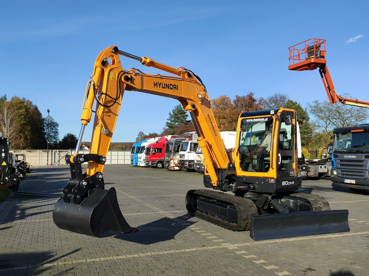 Hyundai ROBEX 80CR-9 2013r 8,3 tony - حفار زحاف: صورة 2 Hyundai ROBEX 80CR-9 2013r 8,3 tony - حفار زحاف: صورة 2