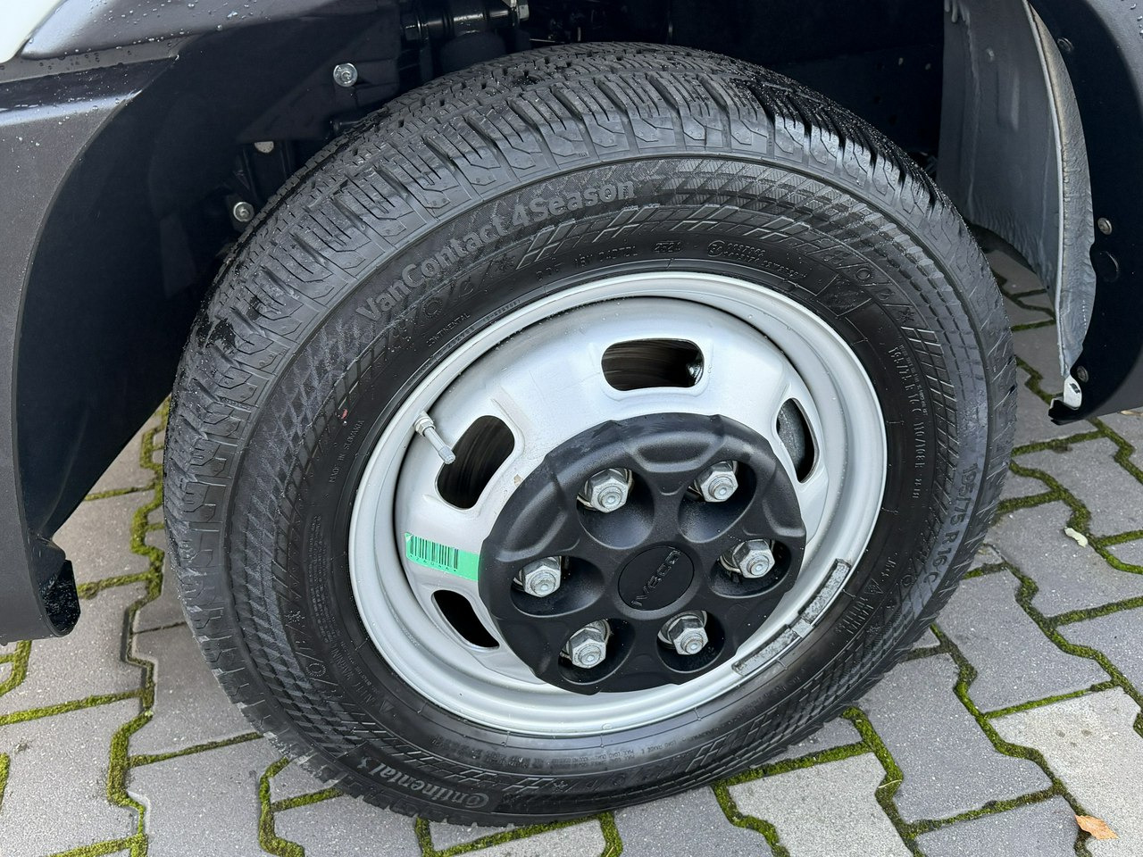 Iveco Daily 35C16 V - شاحنة مغلقة الصندوق: صورة 4 Iveco Daily 35C16 V - شاحنة مغلقة الصندوق: صورة 4