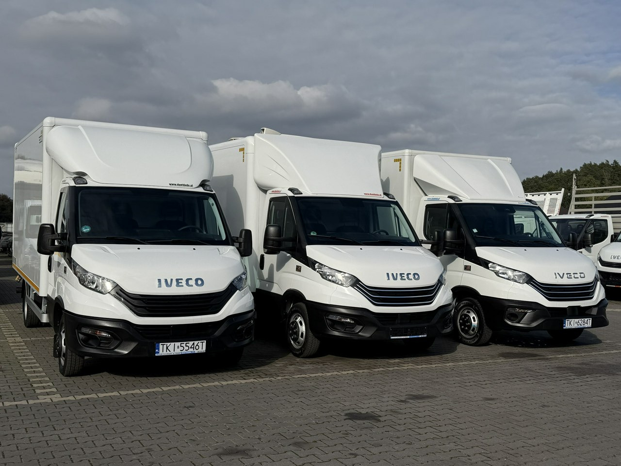 Iveco Daily 35C16 V - شاحنة مغلقة الصندوق: صورة 1 Iveco Daily 35C16 V - شاحنة مغلقة الصندوق: صورة 1