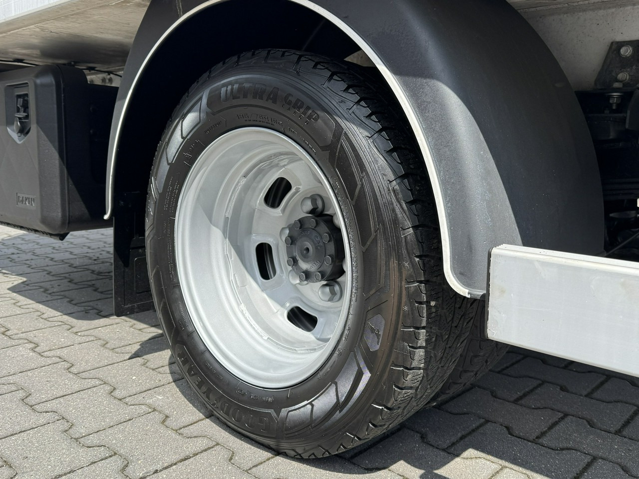 Iveco Daily 50C15 V - شاحنة مُبرّدة للتوصيل: صورة 4 Iveco Daily 50C15 V - شاحنة مُبرّدة للتوصيل: صورة 4
