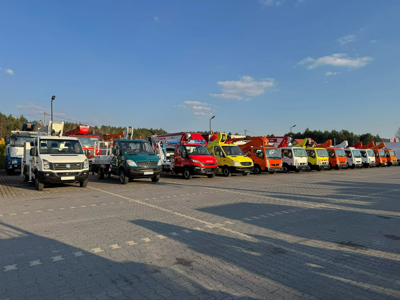 منصة تلسكوبية محمولة على شاحنة Iveco Daily 55S17W 4x4 Zwyżka 19m Versalift Lat 55 TB Time France: صورة 32 منصة تلسكوبية محمولة على شاحنة Iveco Daily 55S17W 4x4 Zwyżka 19m Versalift Lat 55 TB Time France: صورة 32