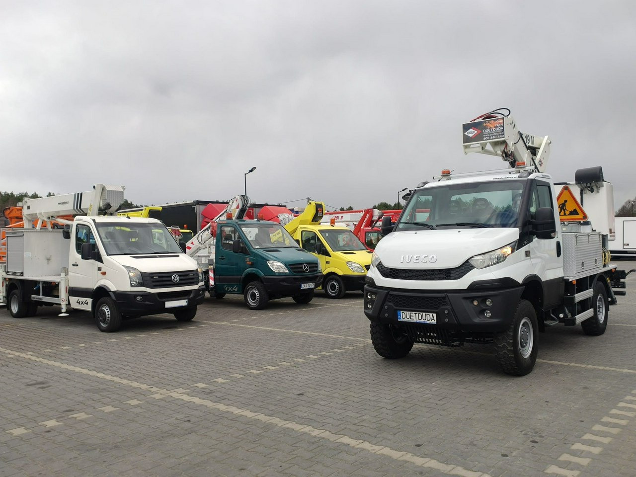 منصة تلسكوبية محمولة على شاحنة Iveco Daily 55S17W 4x4 Zwyżka 19m Versalift Lat 55 TB Time France: صورة 9 منصة تلسكوبية محمولة على شاحنة Iveco Daily 55S17W 4x4 Zwyżka 19m Versalift Lat 55 TB Time France: صورة 9