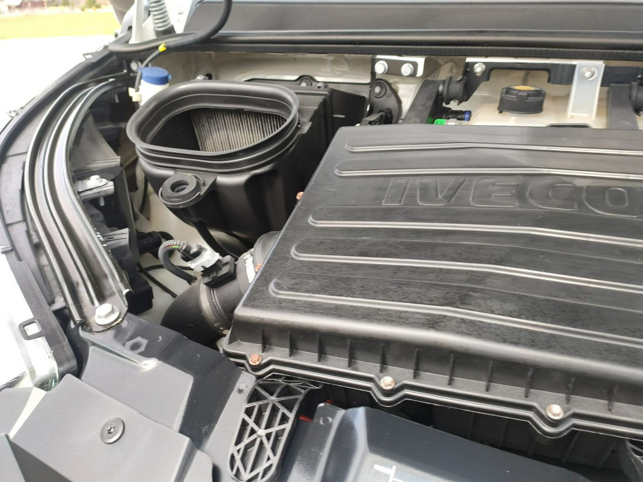 منصة تلسكوبية محمولة على شاحنة Iveco Daily 55S17W 4x4 Zwyżka 19m Versalift Lat 55 TB Time France: صورة 26 منصة تلسكوبية محمولة على شاحنة Iveco Daily 55S17W 4x4 Zwyżka 19m Versalift Lat 55 TB Time France: صورة 26