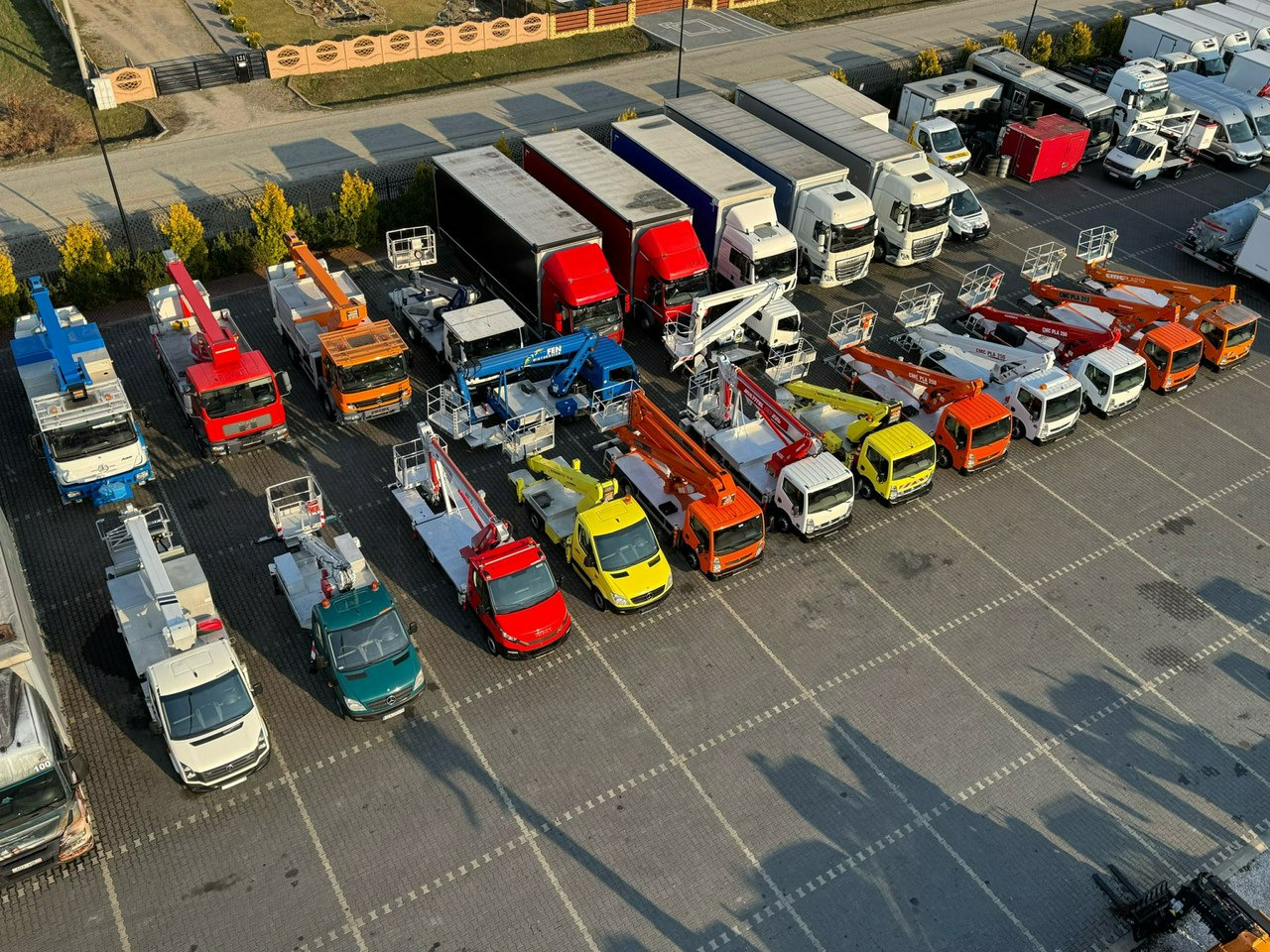 منصة تلسكوبية محمولة على شاحنة Iveco Daily 55S17W 4x4 Zwyżka 19m Versalift Lat 55 TB Time France: صورة 6 منصة تلسكوبية محمولة على شاحنة Iveco Daily 55S17W 4x4 Zwyżka 19m Versalift Lat 55 TB Time France: صورة 6