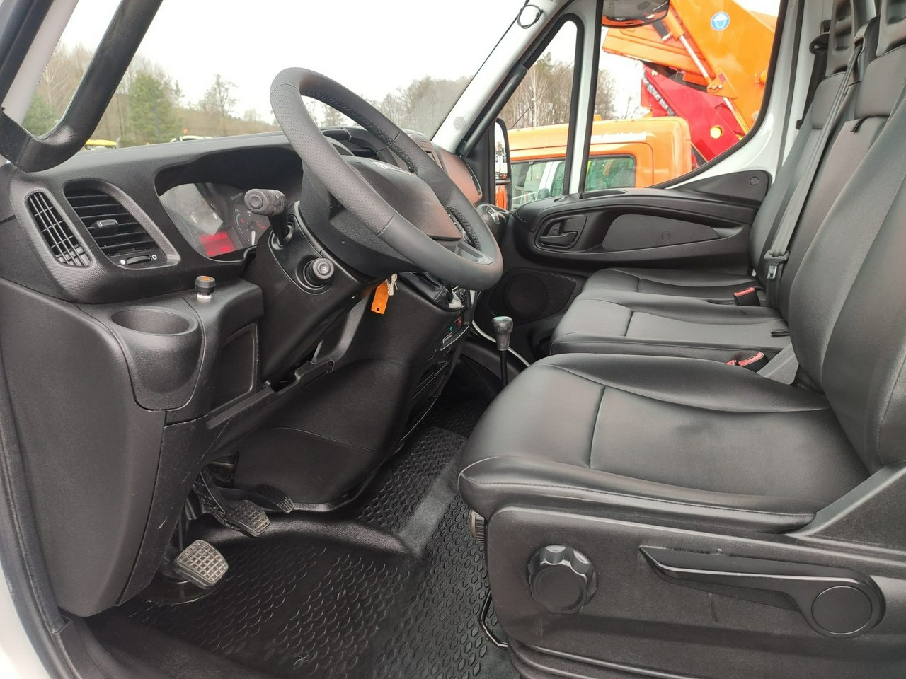 منصة تلسكوبية محمولة على شاحنة Iveco Daily 55S17W 4x4 Zwyżka 19m Versalift Lat 55 TB Time France: صورة 21 منصة تلسكوبية محمولة على شاحنة Iveco Daily 55S17W 4x4 Zwyżka 19m Versalift Lat 55 TB Time France: صورة 21