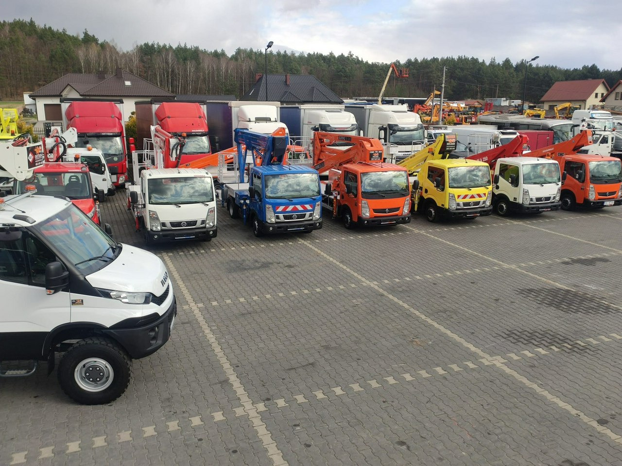 منصة تلسكوبية محمولة على شاحنة Iveco Daily 55S17W 4x4 Zwyżka 19m Versalift Lat 55 TB Time France: صورة 28 منصة تلسكوبية محمولة على شاحنة Iveco Daily 55S17W 4x4 Zwyżka 19m Versalift Lat 55 TB Time France: صورة 28