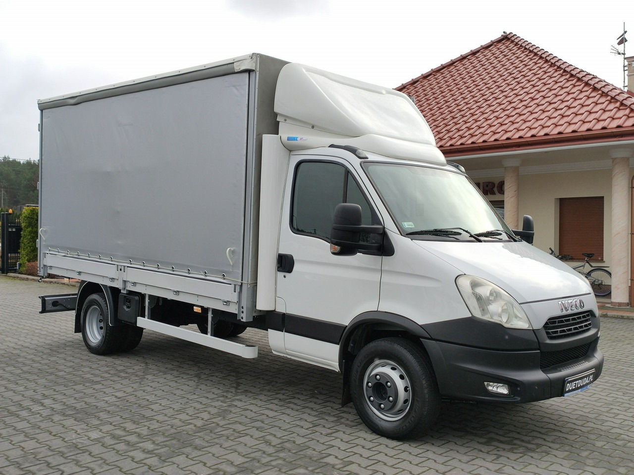 Iveco Daily 70C17 Firana Tył Drzwi Zadbany w Pełni Sprawny Super Stan - شاحنة ستارة جانبية: صورة 1 Iveco Daily 70C17 Firana Tył Drzwi Zadbany w Pełni Sprawny Super Stan - شاحنة ستارة جانبية: صورة 1
