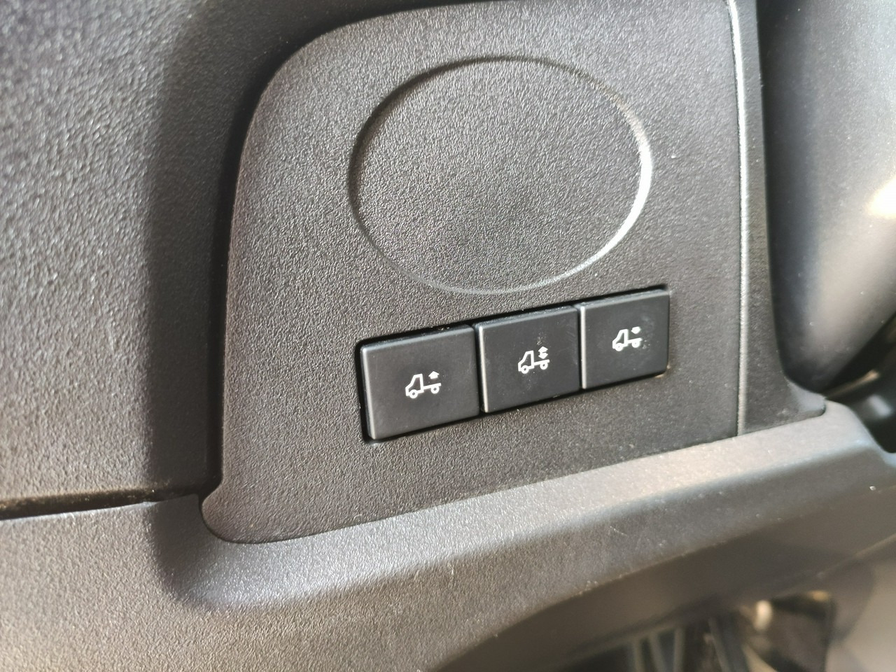 شاحنة مُبرّدة للتوصيل Iveco Daily 70C17 Mroźnia Ściana Grodziowa Multitemperatura: صورة 45 شاحنة مُبرّدة للتوصيل Iveco Daily 70C17 Mroźnia Ściana Grodziowa Multitemperatura: صورة 45