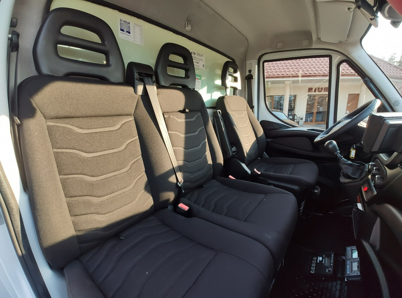 شاحنة مُبرّدة للتوصيل Iveco Daily 70C17 Mroźnia Ściana Grodziowa Multitemperatura: صورة 25 شاحنة مُبرّدة للتوصيل Iveco Daily 70C17 Mroźnia Ściana Grodziowa Multitemperatura: صورة 25