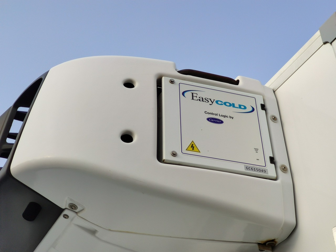 شاحنة مُبرّدة للتوصيل Iveco Daily 70C17 Mroźnia Ściana Grodziowa Multitemperatura: صورة 12 شاحنة مُبرّدة للتوصيل Iveco Daily 70C17 Mroźnia Ściana Grodziowa Multitemperatura: صورة 12