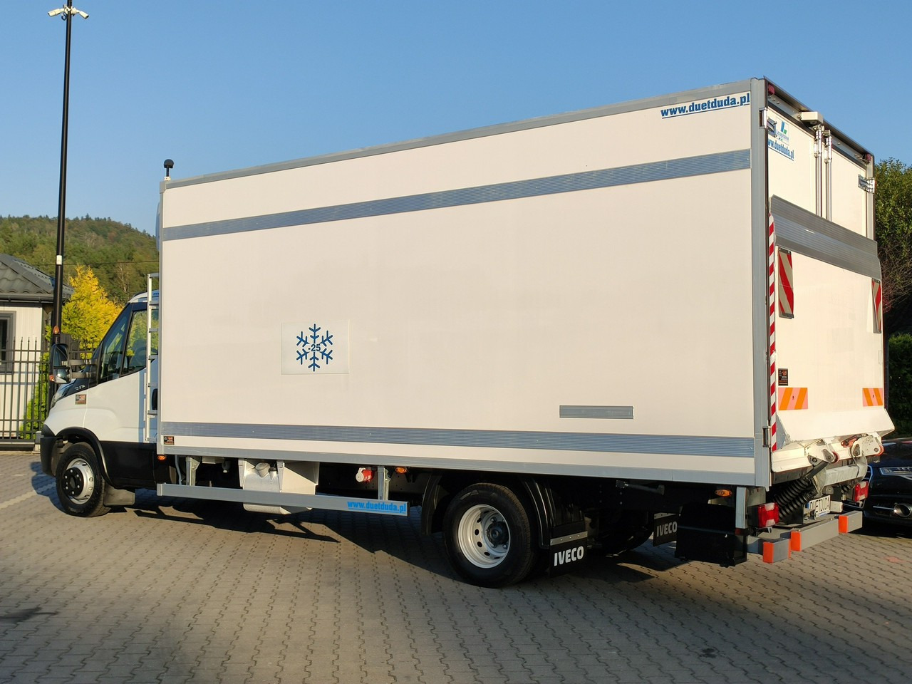 شاحنة مُبرّدة للتوصيل Iveco Daily 70C17 Mroźnia Ściana Grodziowa Multitemperatura: صورة 36 شاحنة مُبرّدة للتوصيل Iveco Daily 70C17 Mroźnia Ściana Grodziowa Multitemperatura: صورة 36