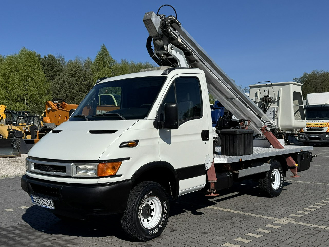 Iveco Daily - منصة تلسكوبية محمولة على شاحنة: صورة 3 Iveco Daily - منصة تلسكوبية محمولة على شاحنة: صورة 3