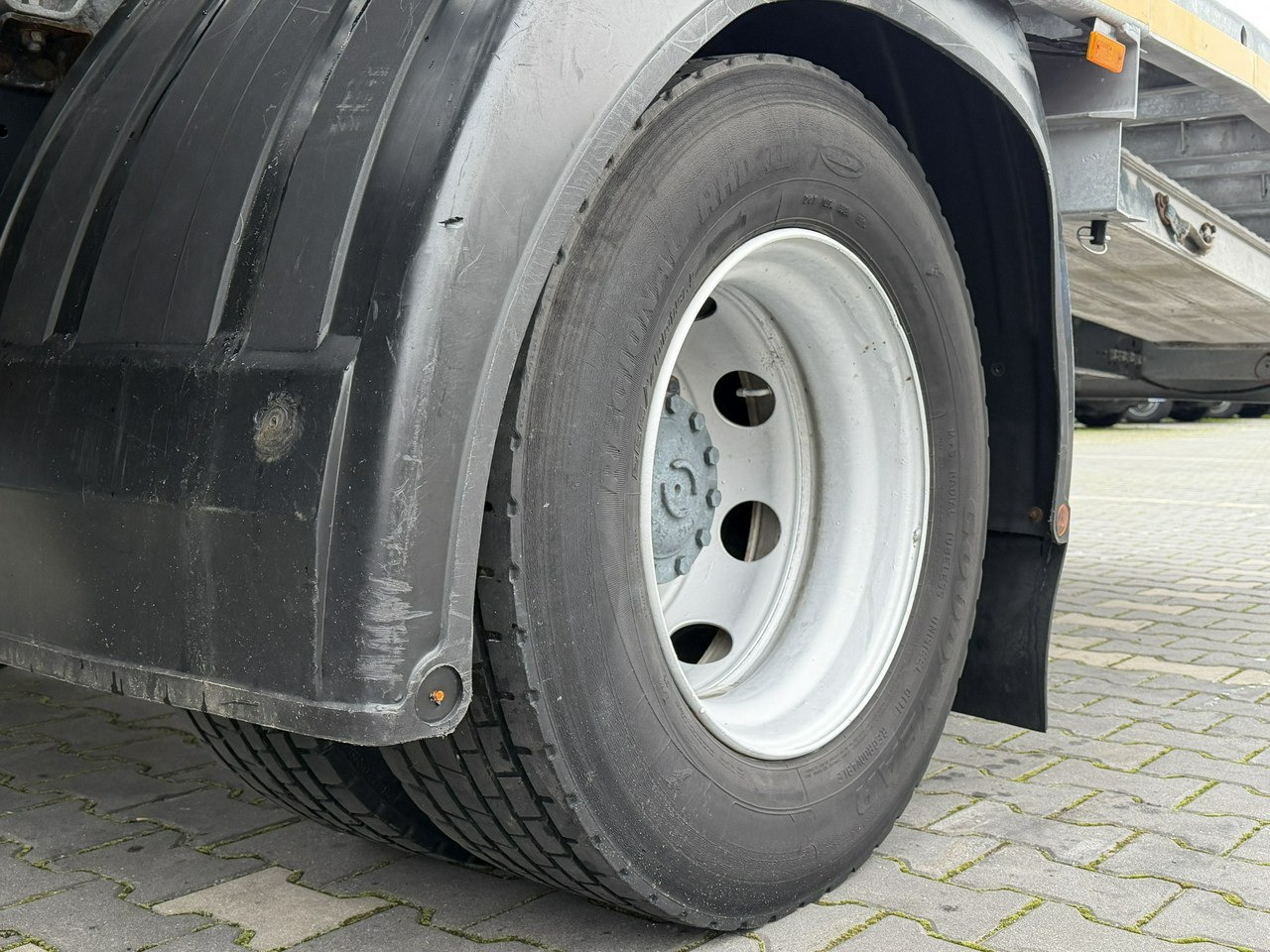 Iveco EUROCARGO 120E25 E6 Laweta Zagłebiana Platforma Pomoc Drogowa - آليات: صورة 5 Iveco EUROCARGO 120E25 E6 Laweta Zagłebiana Platforma Pomoc Drogowa - آليات: صورة 5