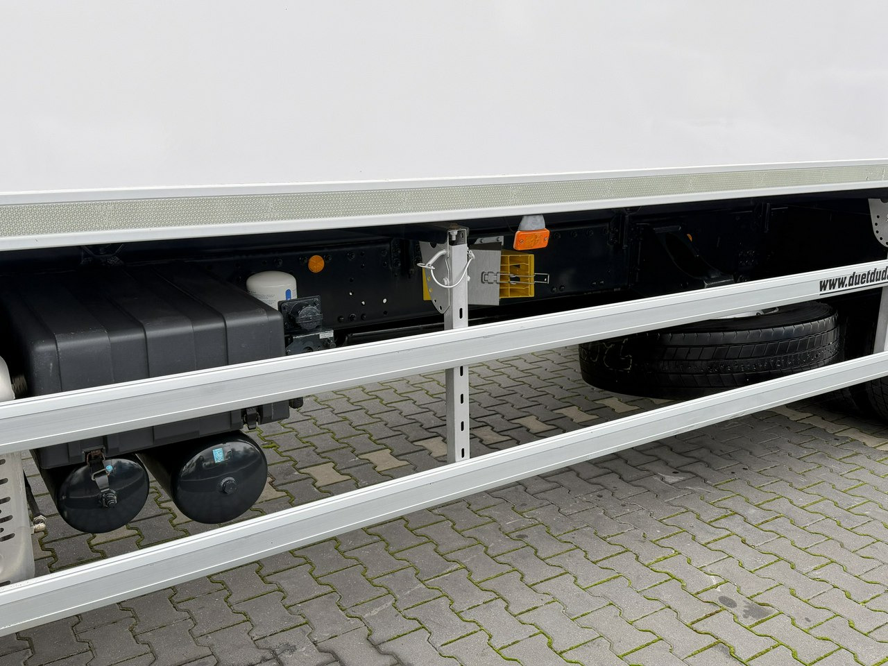 Iveco STRALIS 260S40 E6 Chłodnia Mroźnia Agregat THERMO KING T-1000R - شاحنة الفريزر: صورة 5 Iveco STRALIS 260S40 E6 Chłodnia Mroźnia Agregat THERMO KING T-1000R - شاحنة الفريزر: صورة 5