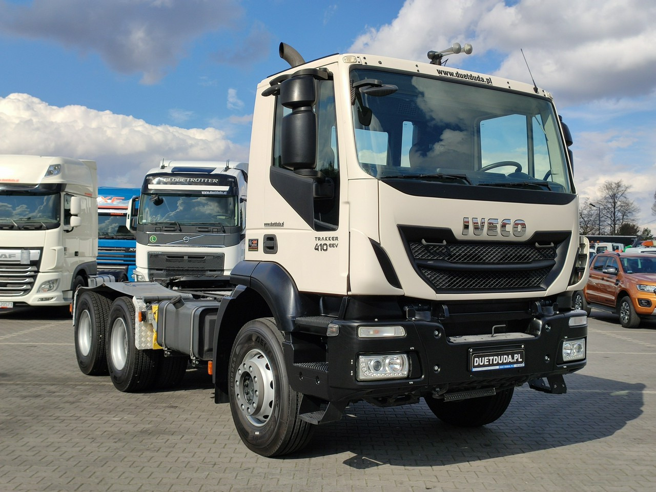 Iveco Trakker 26.410 6x4 Manual Mały Przebieg tylko-46000km - وحدة جر: صورة 3 Iveco Trakker 26.410 6x4 Manual Mały Przebieg tylko-46000km - وحدة جر: صورة 3