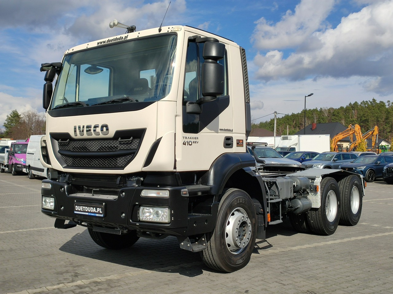 Iveco Trakker 26.410 6x4 Manual Mały Przebieg tylko-46000km - وحدة جر: صورة 2 Iveco Trakker 26.410 6x4 Manual Mały Przebieg tylko-46000km - وحدة جر: صورة 2