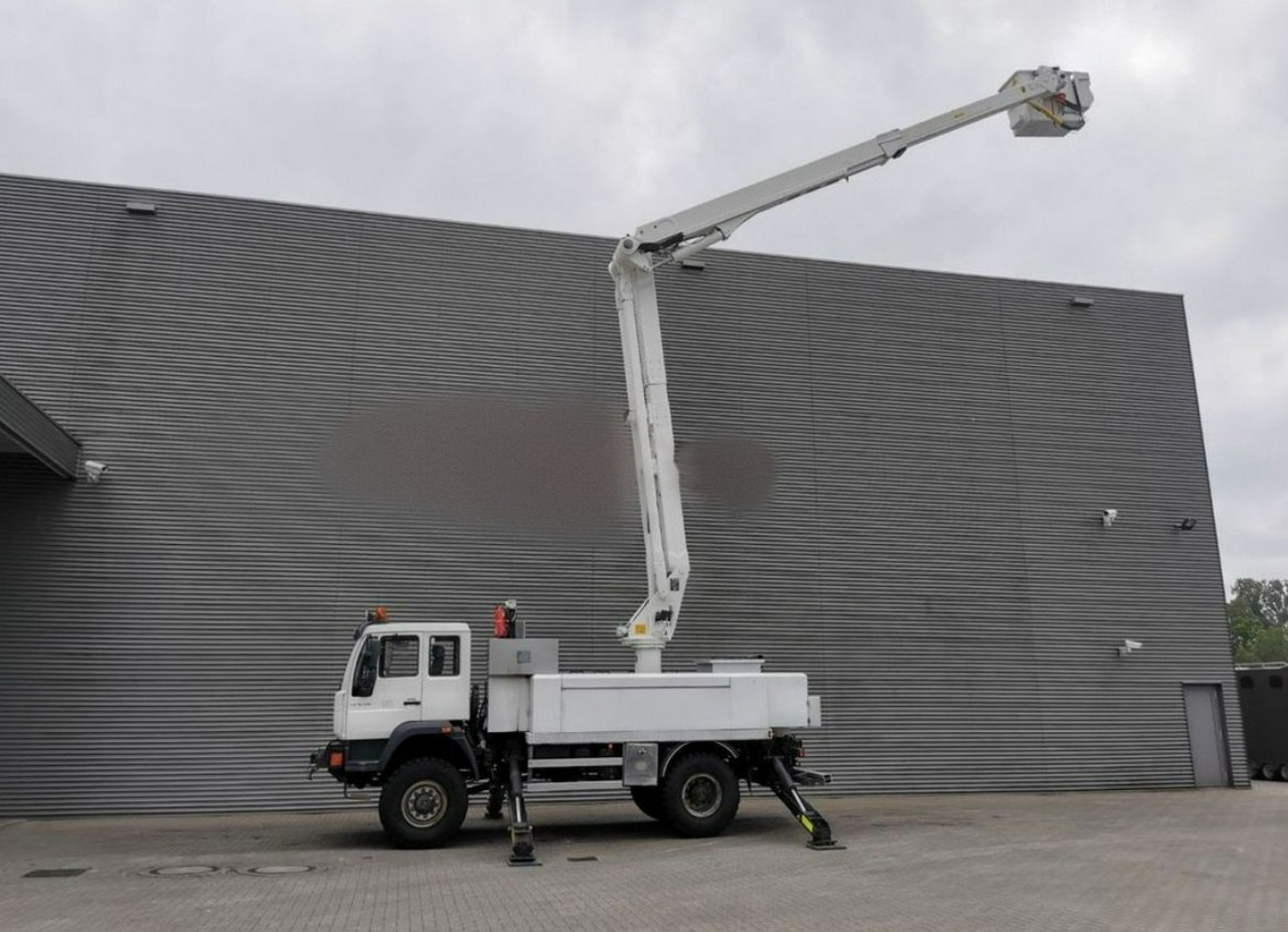MAN LE 18.280 4x4 Zwyżka Altec TA60 Podnośnik Koszowy - منصة تلسكوبية محمولة على شاحنة: صورة 3 MAN LE 18.280 4x4 Zwyżka Altec TA60 Podnośnik Koszowy - منصة تلسكوبية محمولة على شاحنة: صورة 3