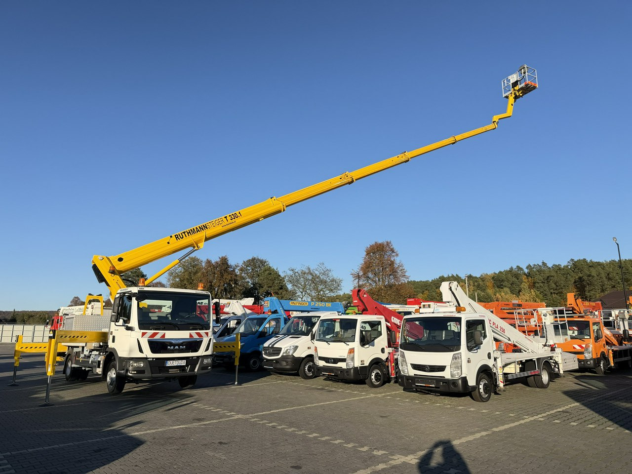 MAN TGL 7.150 Zwyżka Ruthmann T330 33-Metry w bok 21m Mały przebieg - منصة تلسكوبية محمولة على شاحنة: صورة 2 MAN TGL 7.150 Zwyżka Ruthmann T330 33-Metry w bok 21m Mały przebieg - منصة تلسكوبية محمولة على شاحنة: صورة 2