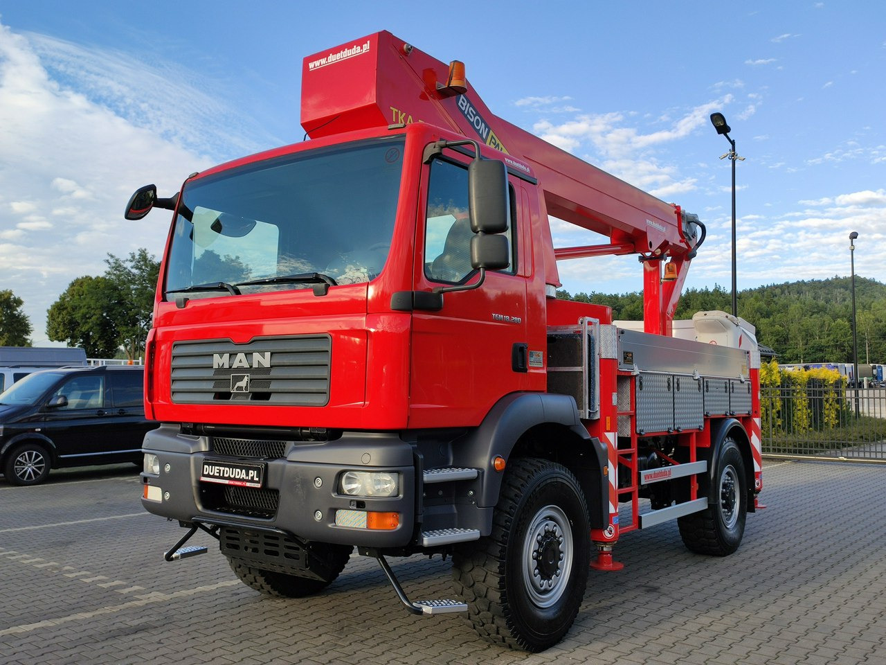 MAN TGM 18.280 4x4 Zwyżka Bison Palfinger TKA 28 Podnośnik Koszowy - منصة تلسكوبية محمولة على شاحنة: صورة 4 MAN TGM 18.280 4x4 Zwyżka Bison Palfinger TKA 28 Podnośnik Koszowy - منصة تلسكوبية محمولة على شاحنة: صورة 4