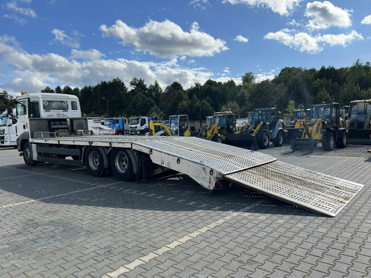 MAN TGS 28.360 6x2 Najazd Hydrauliczny Laweta Ciężarowa - شاحنة سحب: صورة 3 MAN TGS 28.360 6x2 Najazd Hydrauliczny Laweta Ciężarowa - شاحنة سحب: صورة 3