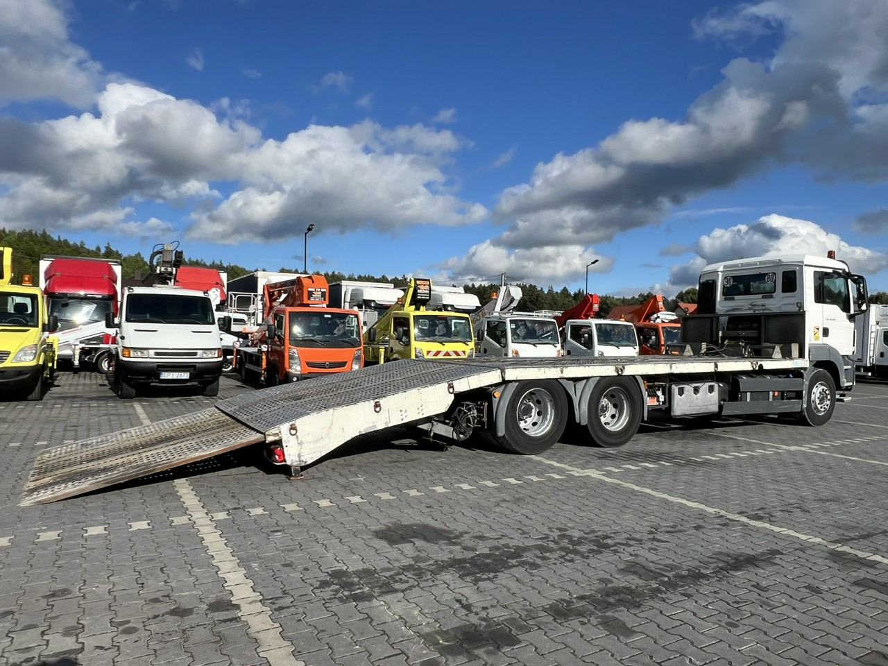 MAN TGS 28.360 6x2 Najazd Hydrauliczny Laweta Ciężarowa - شاحنة سحب: صورة 2 MAN TGS 28.360 6x2 Najazd Hydrauliczny Laweta Ciężarowa - شاحنة سحب: صورة 2